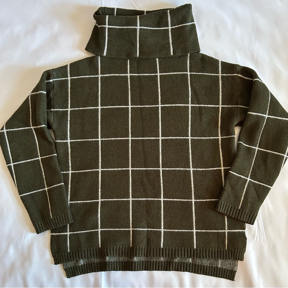 Pullover Sweater with High Neck and Window Pane Pattern by Kirundo Size Small